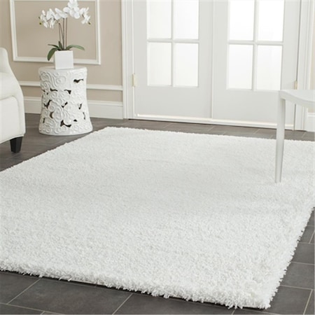 Safavieh 4 x 4 ft. Square White California Shag Rug SG151-1010-4SQ